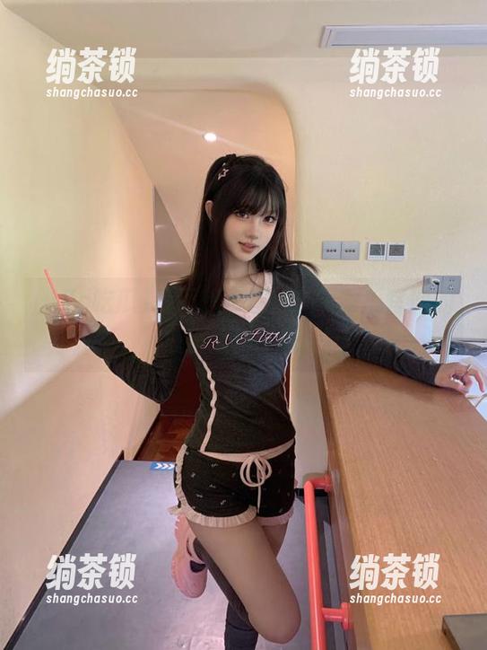 17c吃瓜 我不想多说,17c吃瓜官网的瓜也太甜了吧!