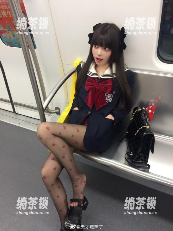 455fun 我已经被455fun发布的瓜搞得目不暇接,现在脑袋有点乱了…