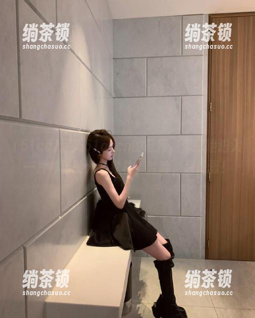 51cc 深入51cccn的链接,像探险进入一片神秘的八卦森林,哈哈,超想逛!