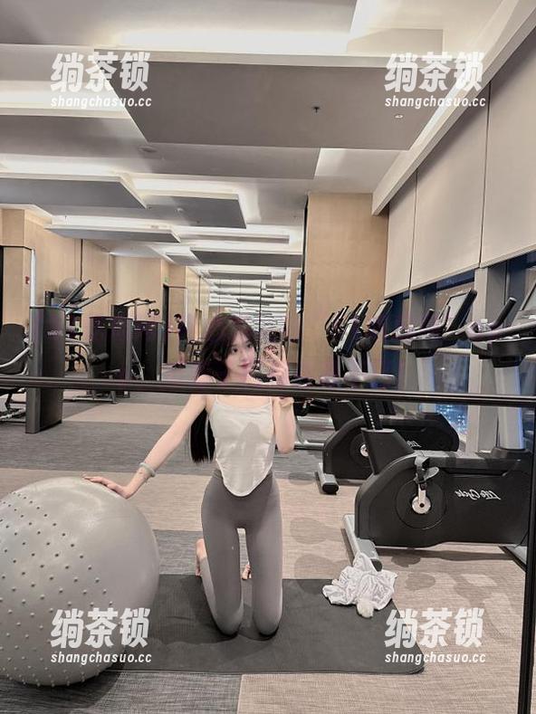 51吃瓜网 热心发帖的“51吃瓜网”app,瓜贩子们都羡慕不已!