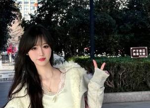 对于718吃瓜网的娱乐版，我认为是永恒的吃瓜梦！