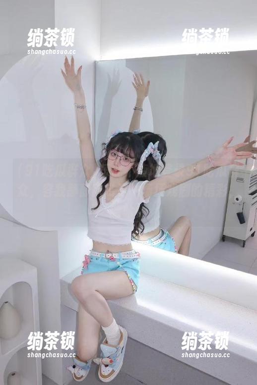 91吃瓜群众 乐此不疲地登录91吃瓜群众,容我静静欣赏这一场场戏剧的精彩,哈哈!