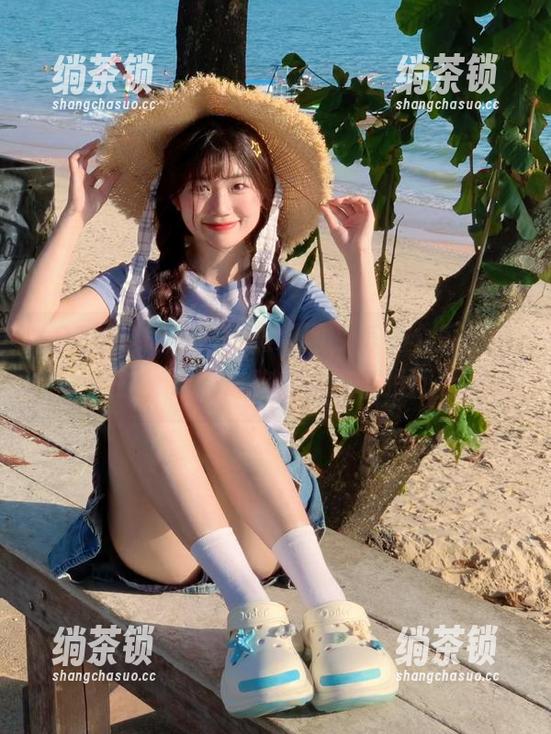 在91黑料网，每一个瓜都像一条路，永不迷路怎么吃都没问题！