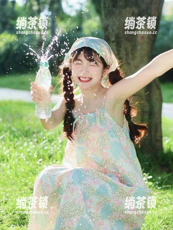 tttzzz tttzzz668.su登录入口,黑料不打烊,让我们在八卦的海洋里漂流!