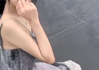 “五一吃瓜”网站的网页版，简直是一场身心的放飞，毫无负担！