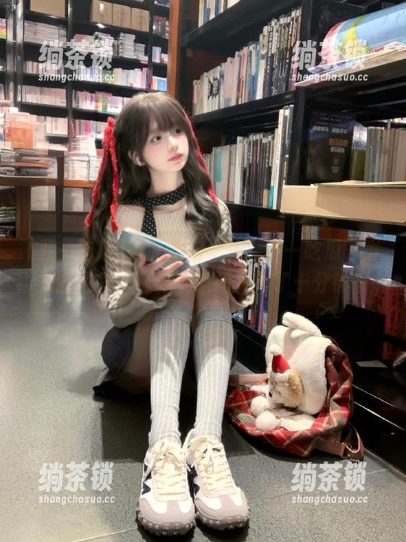 五一吃瓜 最新动向——“五一吃瓜”发布的内容,让我无意间又黑了十分钟屏