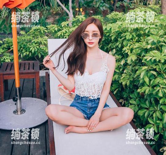 人人吃瓜网 人人吃瓜网是个让人又爱又恨的网站,综艺、明星、趣闻一网打尽,真让人难以自拔。