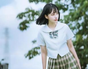 我用“人人吃瓜网”app过了一天，惊呆了，人生的八卦就藏在这小小的宝盒里…