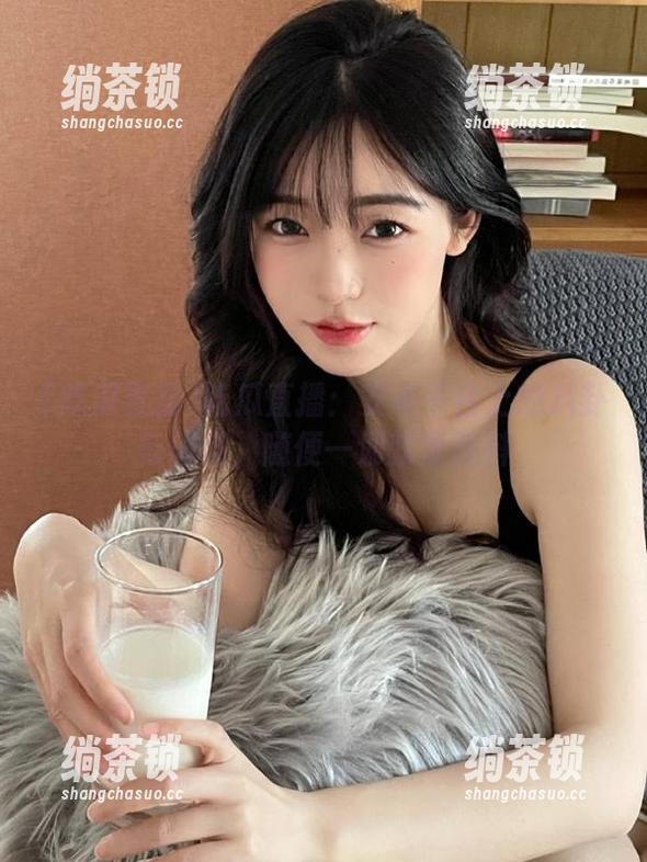 吃瓜直播：安卓平台上的八卦云闪现，随便一划就是新料