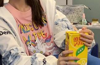 看视频，发现黑料不打烊万里长征真的是不怕被评判的代名词！