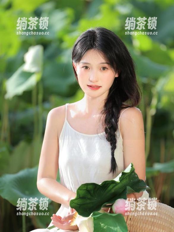 黑料吃瓜网站 抖音网红也有艰难时刻?收拾心情,我立马跳进“黑料吃瓜网站”传送门!