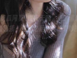 深夜无聊，点了黑料吃瓜网页的链接，登录之后，开始奇妙的八卦探险…