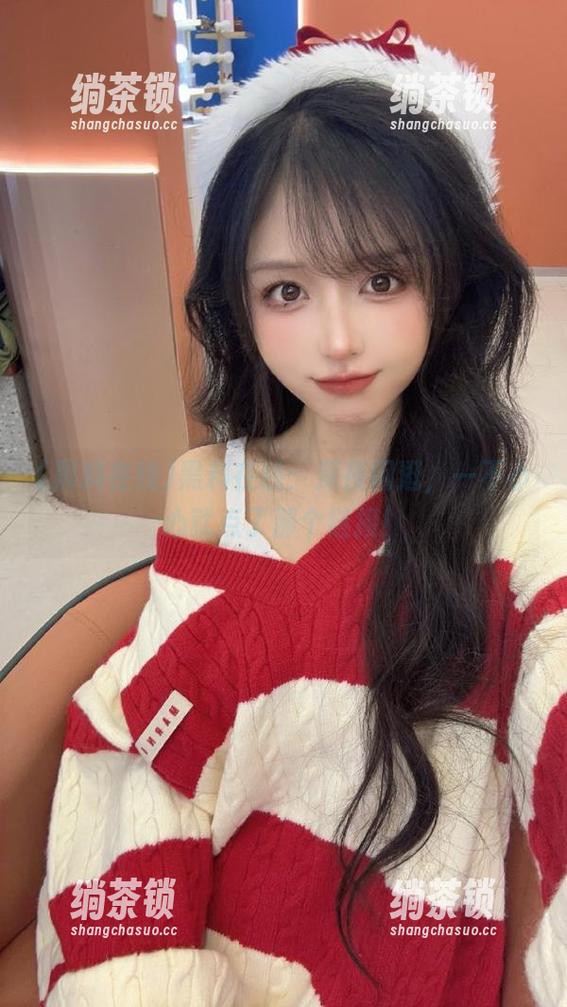 黑料在线 黑料在线:深夜闲逛,一不小心就点了那个链接!