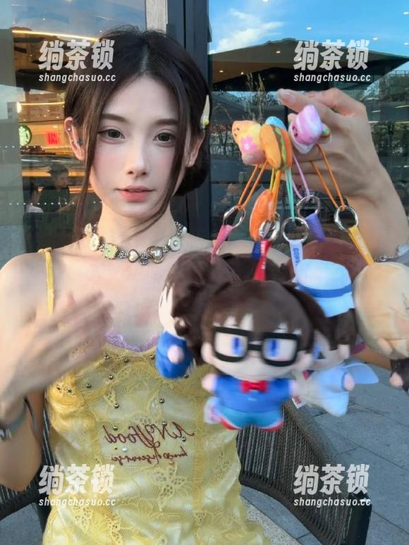 黑料在线 “黑料在线”苹果版:看热闹不嫌事大,边吃瓜边心脏揪紧的感觉你懂吗?