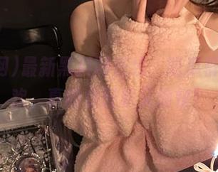 最新黑料网在线，吃瓜群众的狂欢，真的是轻松又愉快！